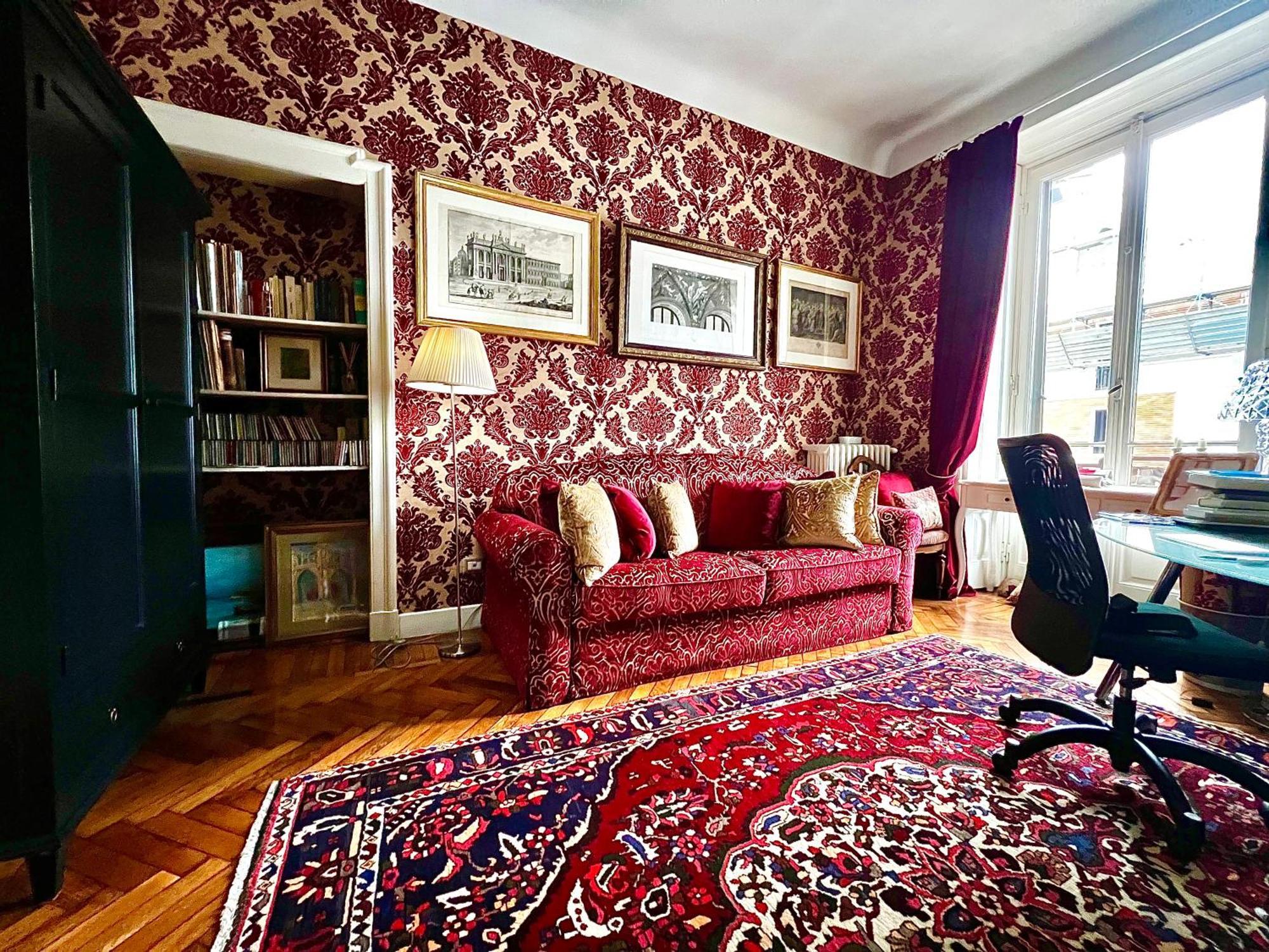Luxury Room In Central Art Nouveau Building Next To Metro Station Milano Exteriör bild